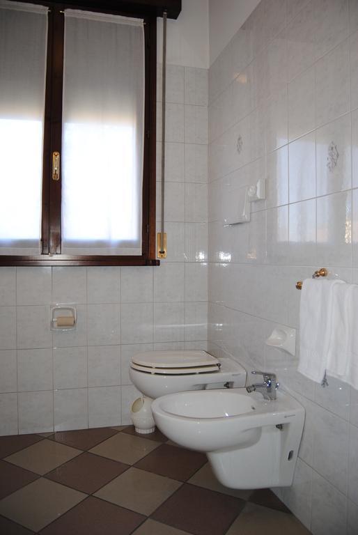 Hotel La Fenice Formigine Værelse billede